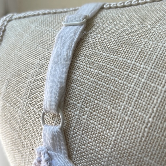 Red Camel- PomPom Romper -L - Picture 7 of 7